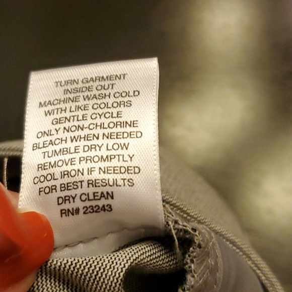 New York & Company Dress Pants - Picture 13 of 13